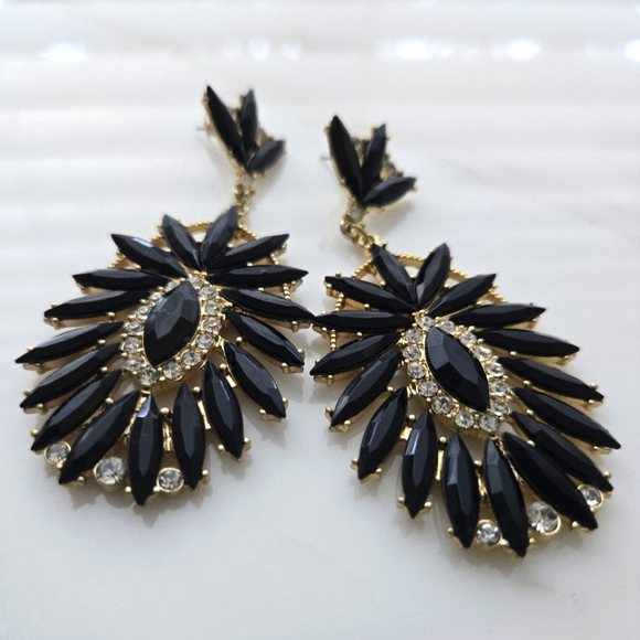 Jewelry - Vintage Earrings